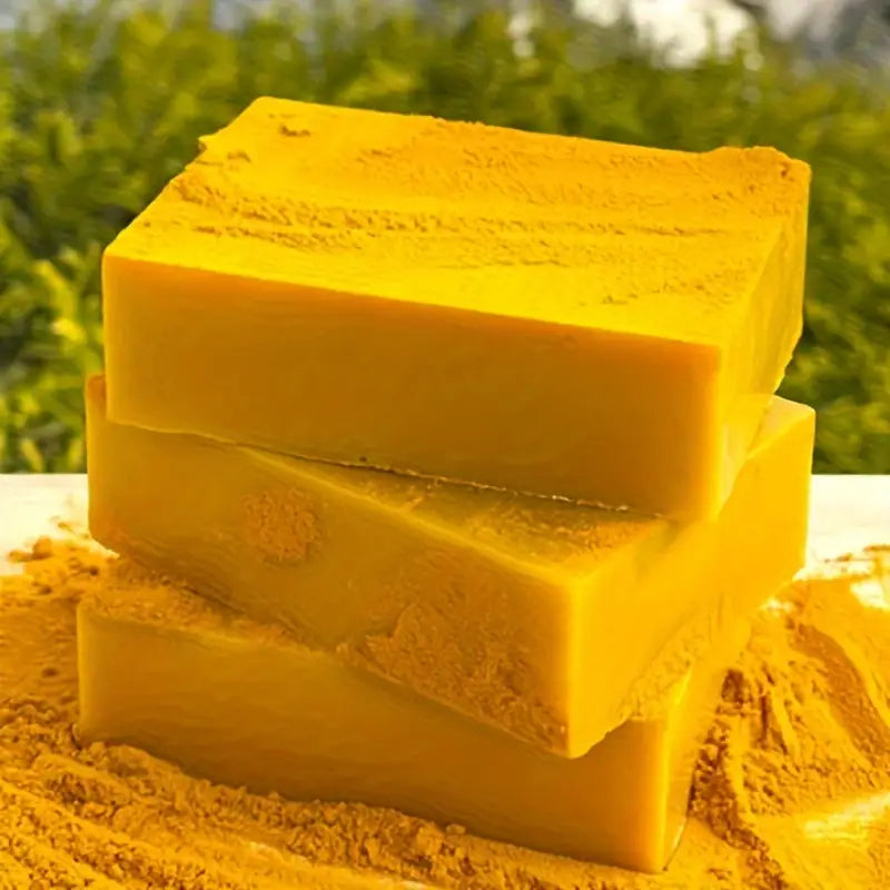 Savon éclaircissant au curcuma, citron et à l'acide kojique